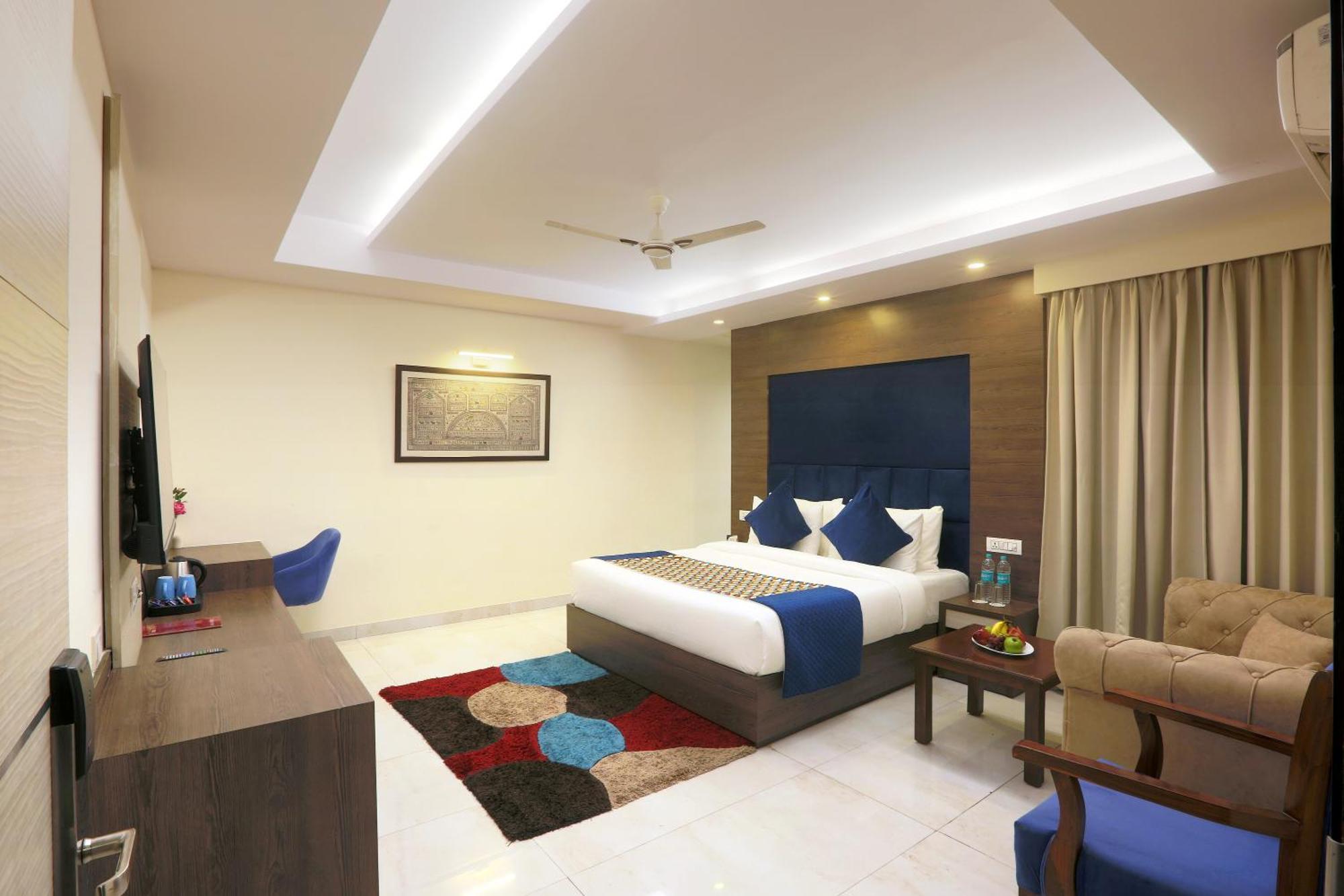 Oxmo Delhi Airport 4* New Delhi
