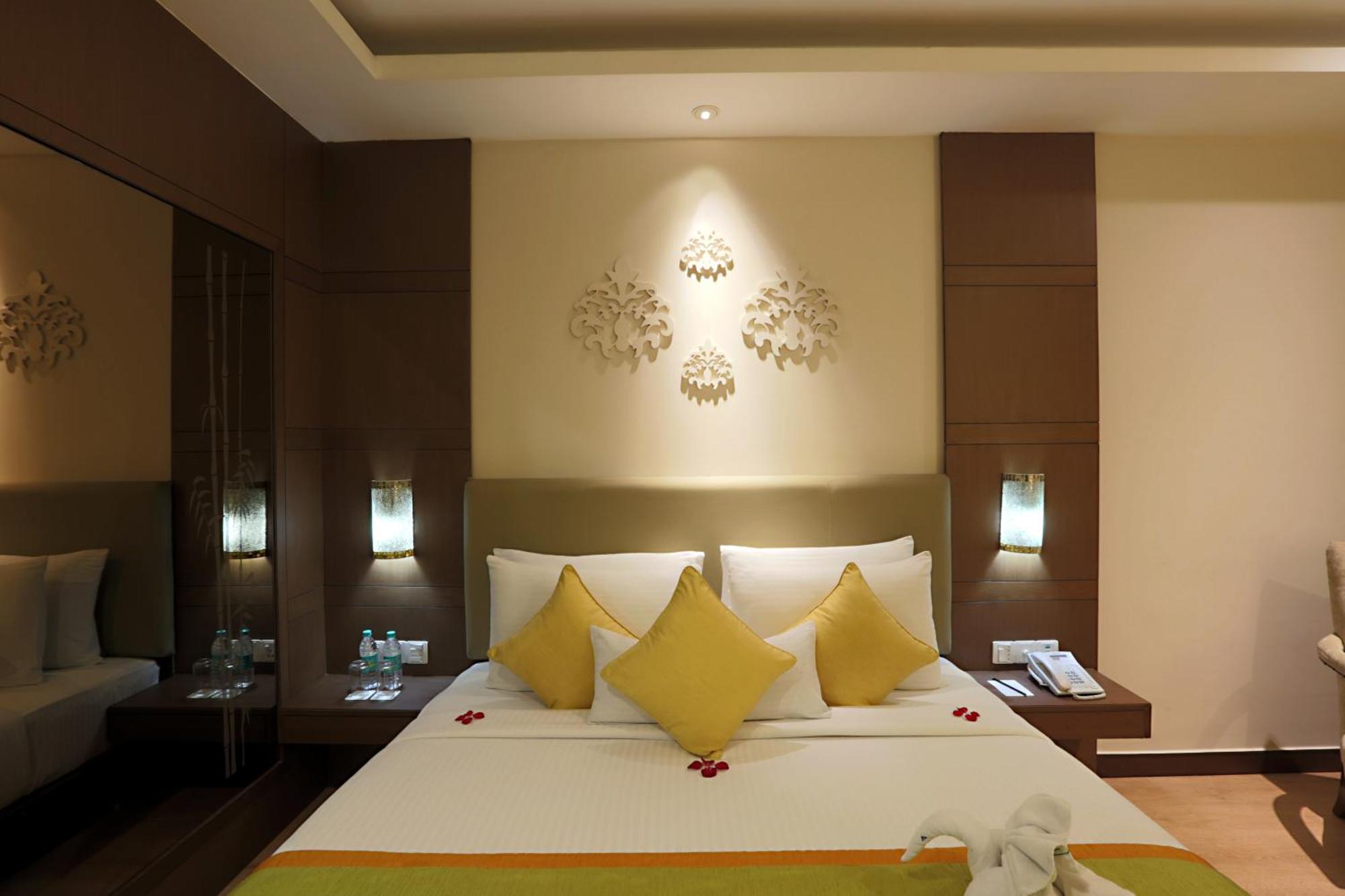 Hotel Oxmo Delhi Airport